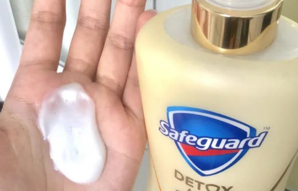 澳宝经典滋润沐浴露舒肤佳,澳宝牌清爽沐浴露