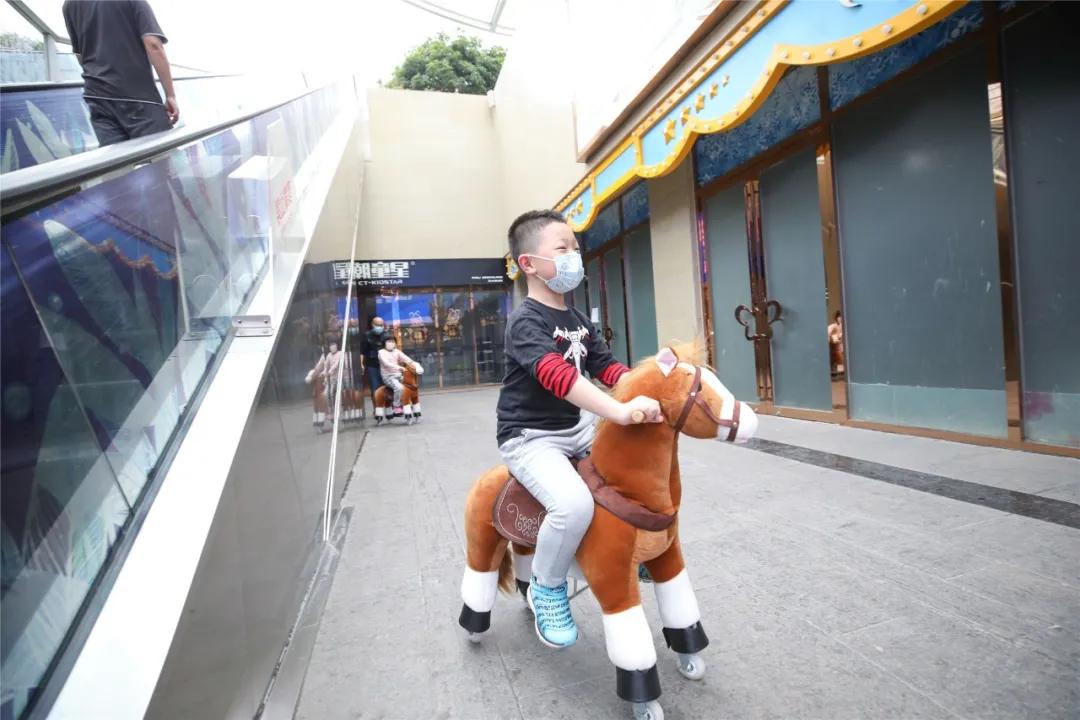 夜夜夜夜女声版点燃一支烟,点燃夜经济红火夜消费