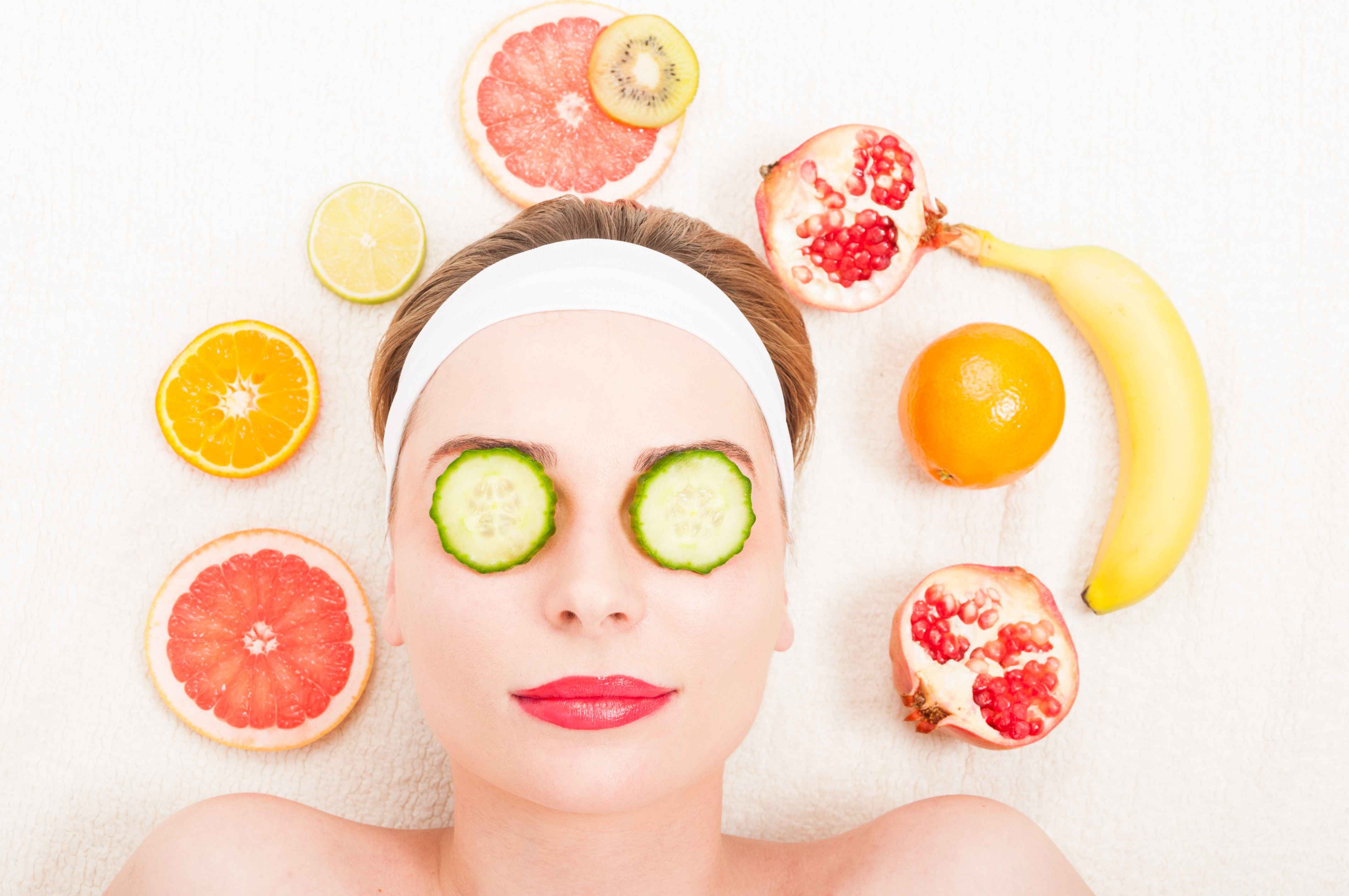 20岁皮肤差抬头纹显老是什么原因,20岁就有抬头纹了是不是太显老了