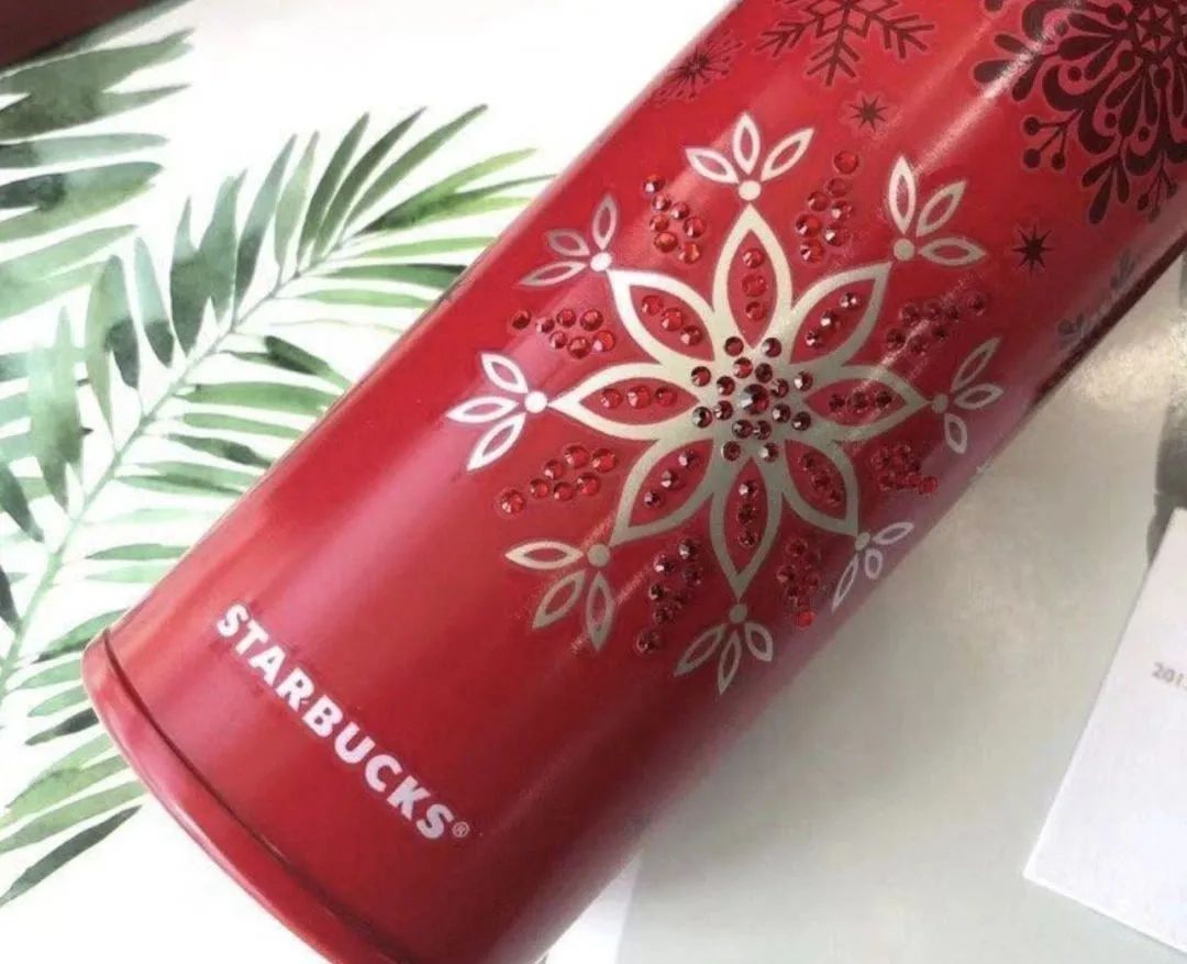 施华洛世奇为什么看起来那么廉价,施华洛世奇为什么那么廉价