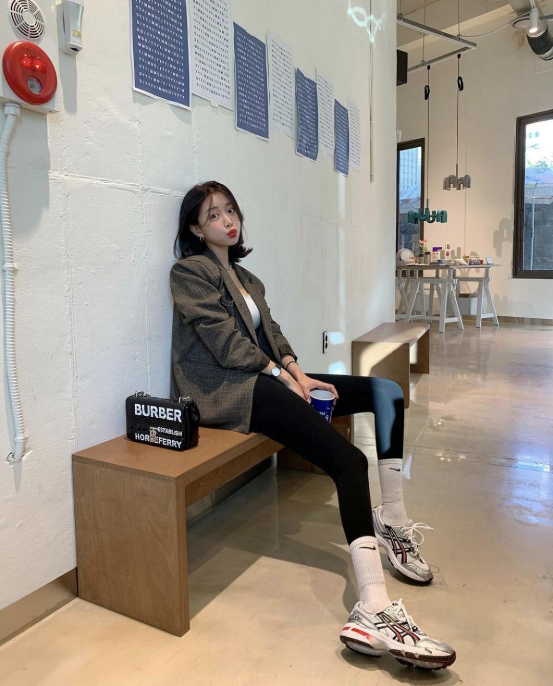 春季西装外套怎么穿出时髦感,西装外套最帅气的搭法春天必穿