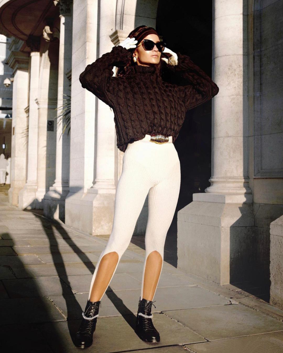 被嫌弃的踩脚裤翻身了！今年正当红