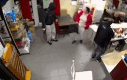 有麒麟臂的女朋友,拥有一个麒麟臂