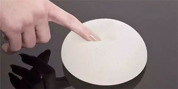 如何隆胸最安全,专家全面解读假体隆胸