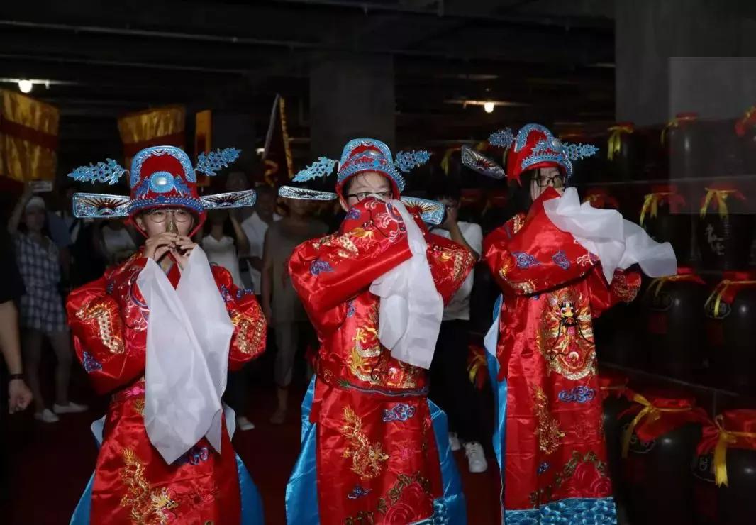 金榜题名500毫升五粮液,金榜题名酒