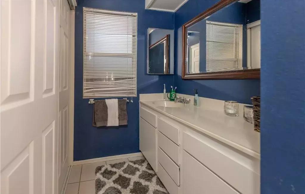 41万刀起库卡蒙格性价比别墅!小孩才选择,超市和优质学区我都要!