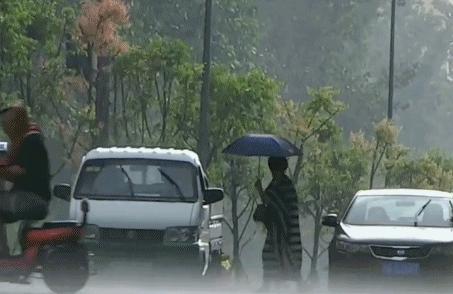 这么炫酷的运动鞋你见过吗,穿过最好看的运动鞋