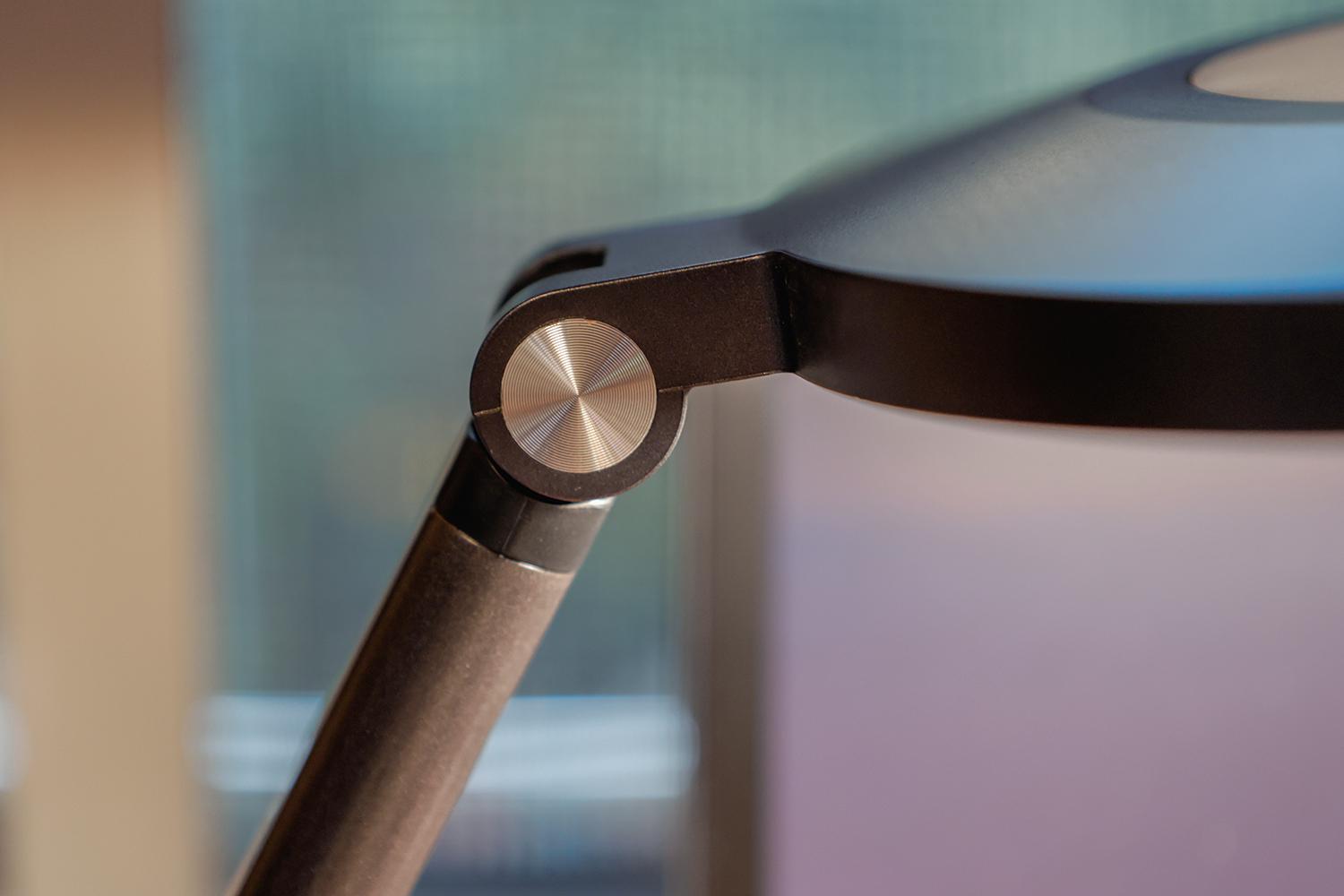 台灯护眼自动调节AA级,自动感应护眼台灯