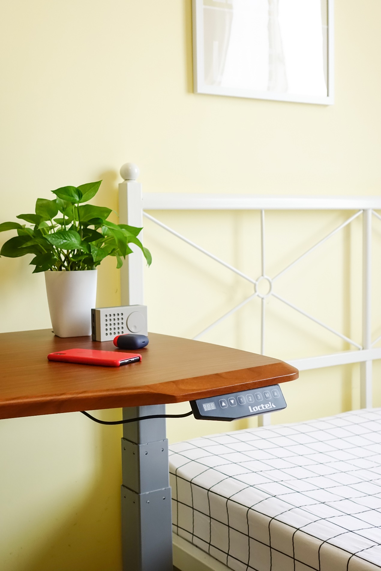 乐歌升降桌到底实用不实用,乐歌升降桌舒适体验