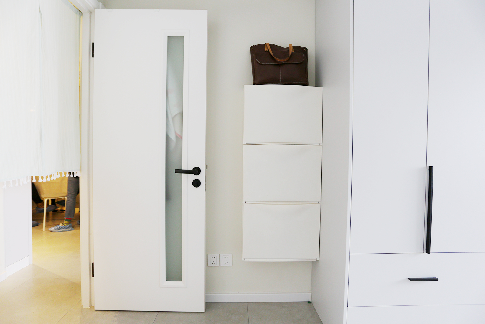 88平双阳台现代简约风格,一室一厅大阳台小户型装修老房子