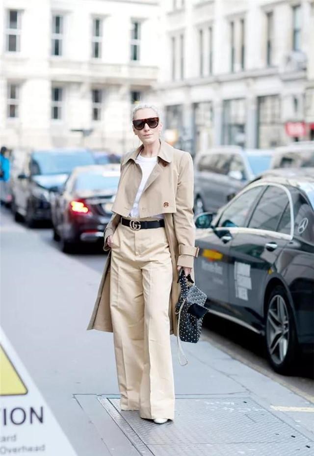 卡其色最佳的搭配,深卡其色的最佳搭配