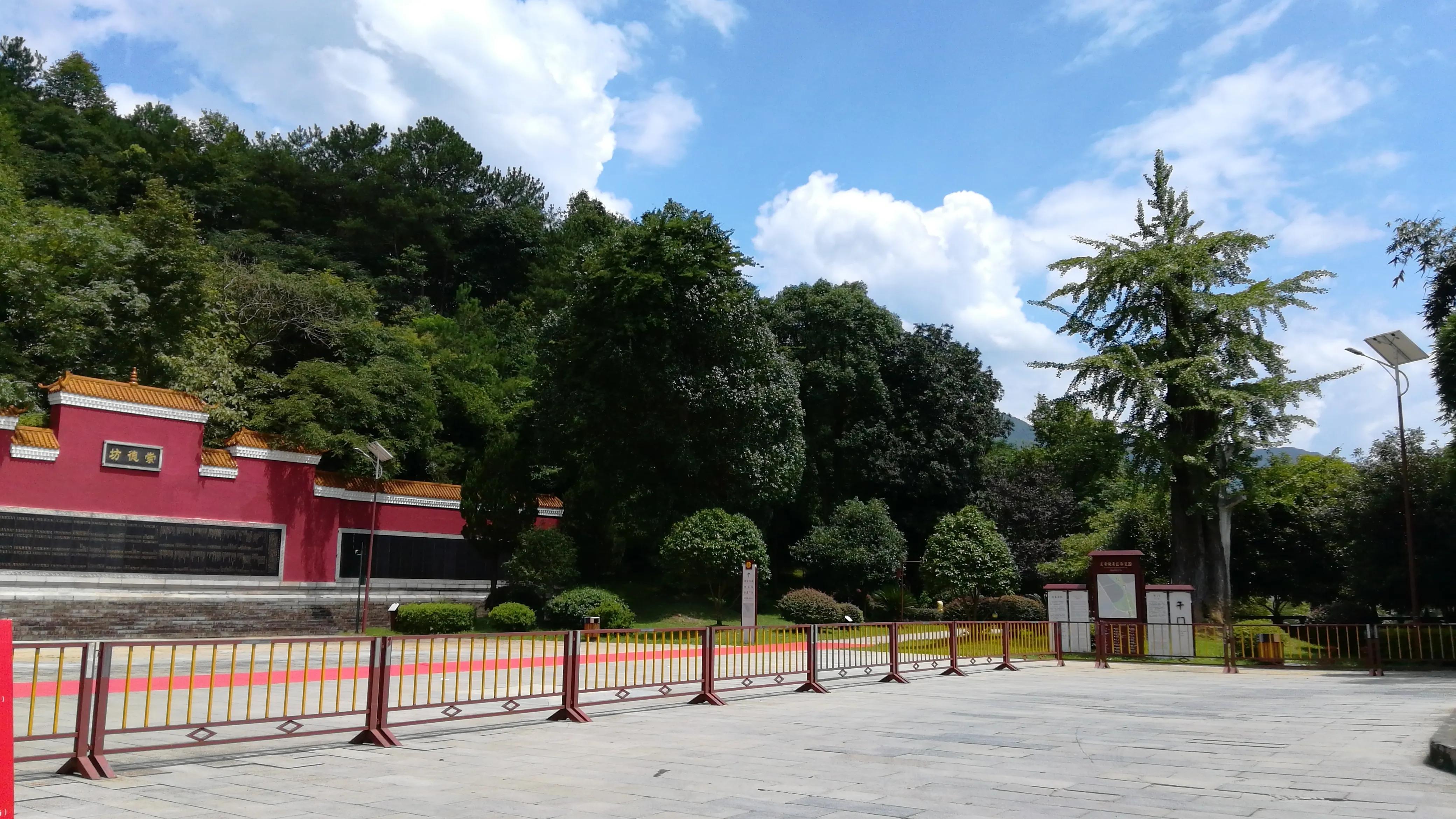 湖南株洲炎陵县，“神州第一陵”炎帝陵，全球华人精神家园（一）