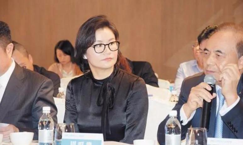 泰州蓝思周群飞,泰州蓝思电子厂夫妻能分到一起吗