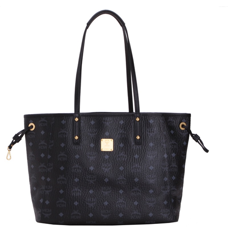 mcm铆钉蛇皮双肩包适合什么人背,mcm经典款双肩包新款和旧款的区别