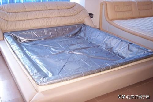情侣酒店里的床是什么床,情侣酒店的床是圆的还是方的