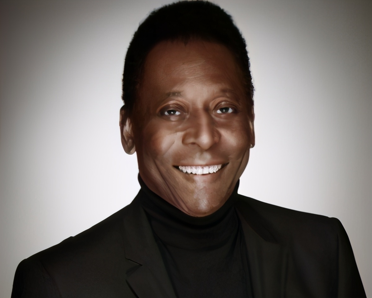 穿十号球衣的球星有哪些,身披20号球衣的足球明星