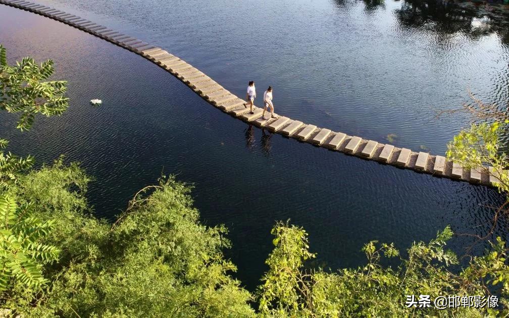 航拍峰峰风景视频,峰峰风景照