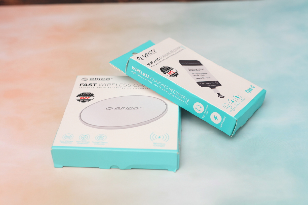 支持无线充电的手机套装,可以让我手机自动充电的软件