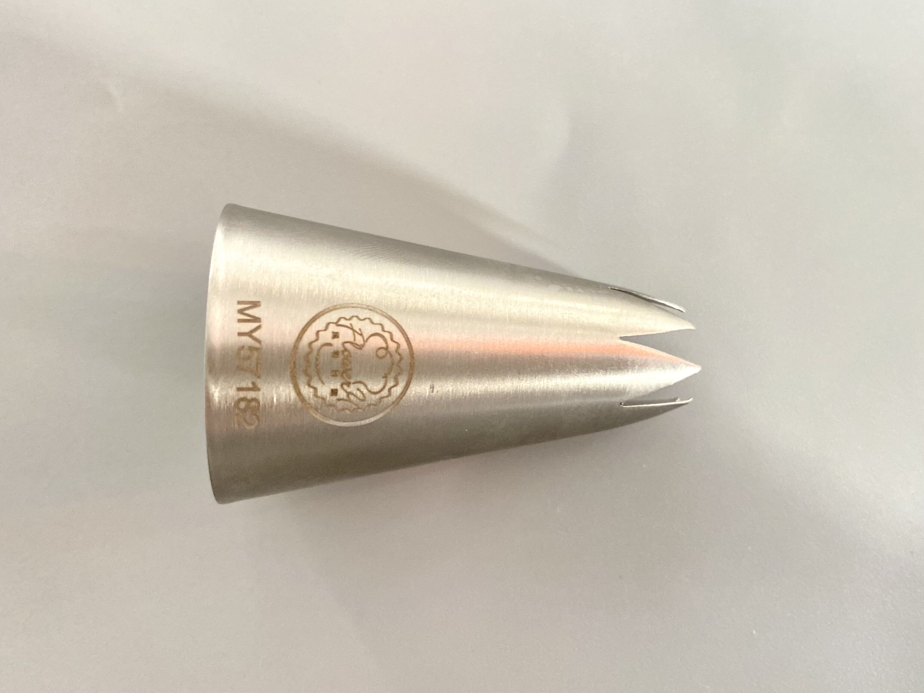 教人如何裱花视频讲解教程,蛋糕裱花必须知道的几种表现手法