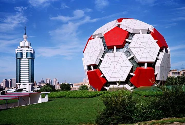 别睡啦,快醒醒,起来看中超啦