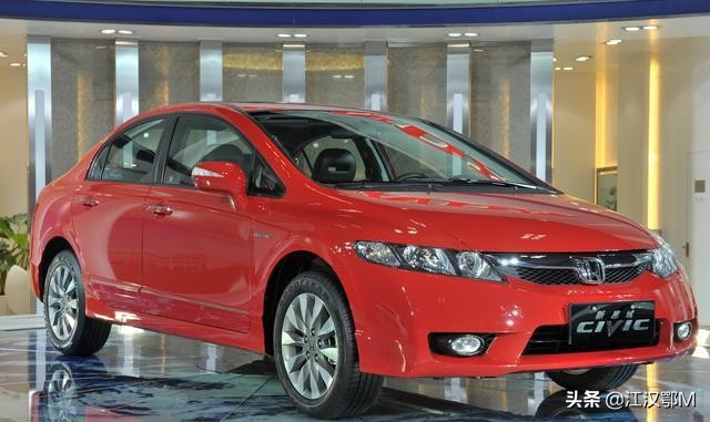 4s店平行进口和国产的区别,买奔驰G63从4s店好还是平行进口好