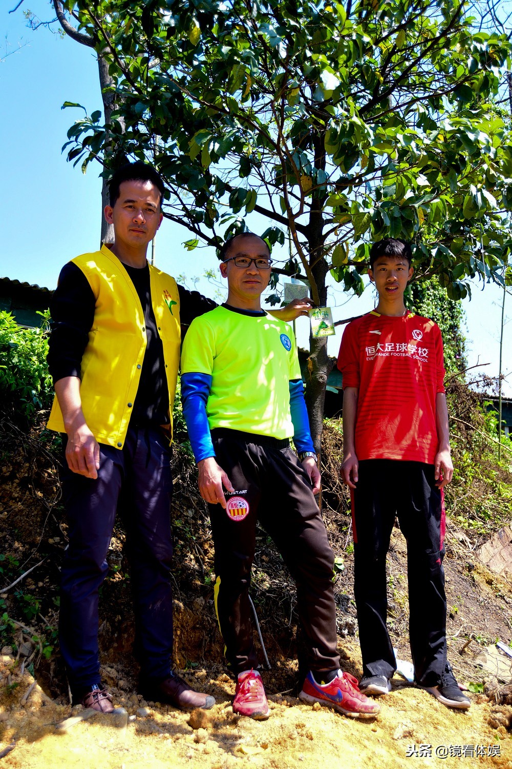 鐜嬮湝閲岀毊,閲岀毊涓轰腑鍥借冻鐞冪暀涓嬬殑韬奖