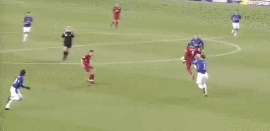 足球运动员怎么练腿,足球运动员腿细还是粗好