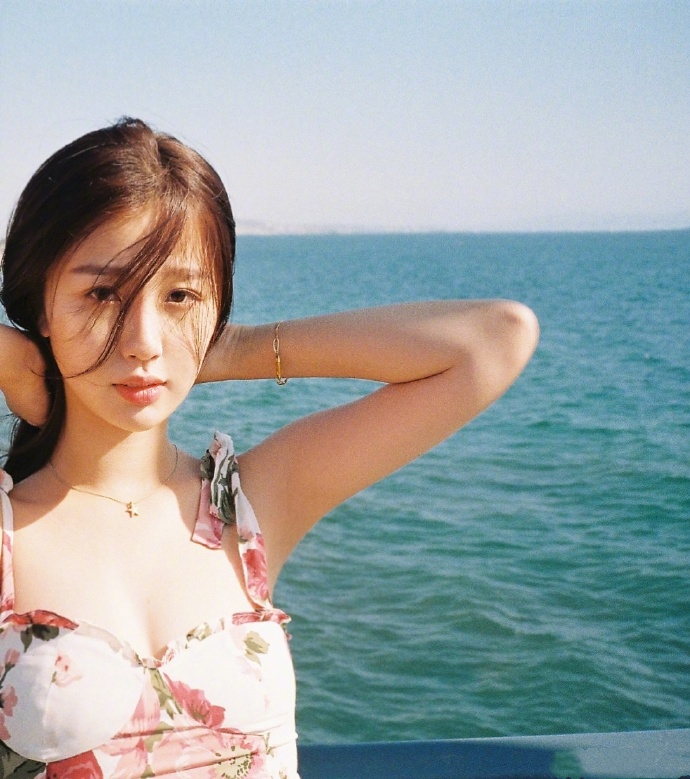 纯奶风化妆教程,如何get虞书欣同款妆容