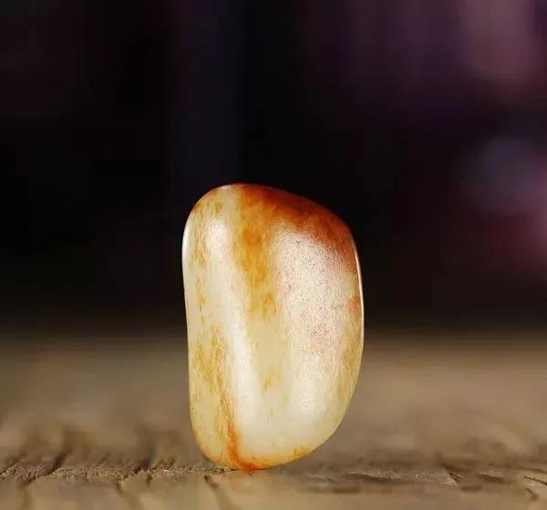 和田玉籽料中的八座金山