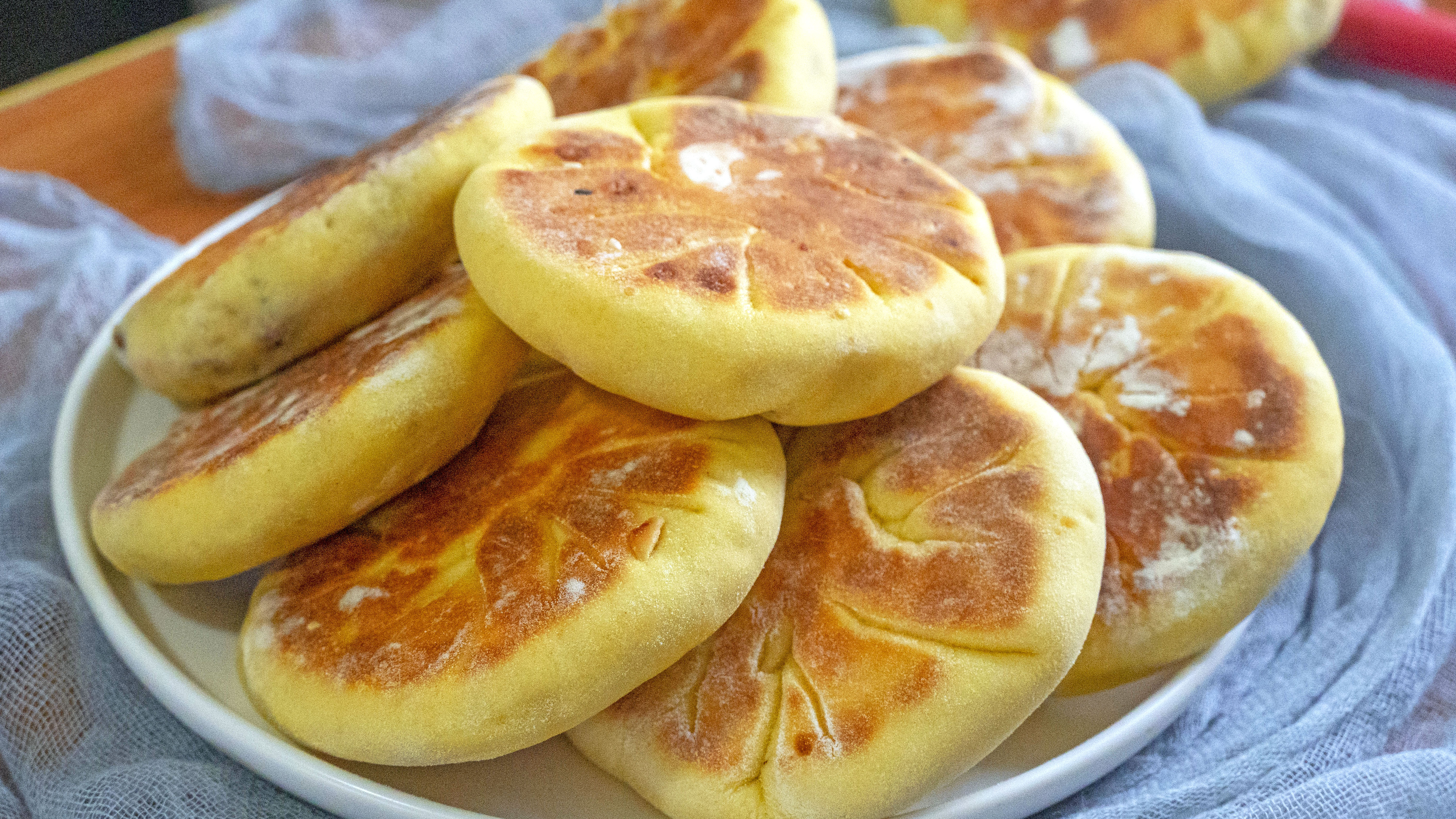家里用的多功能电饼铛,家里有电饼铛还用买烤箱吗