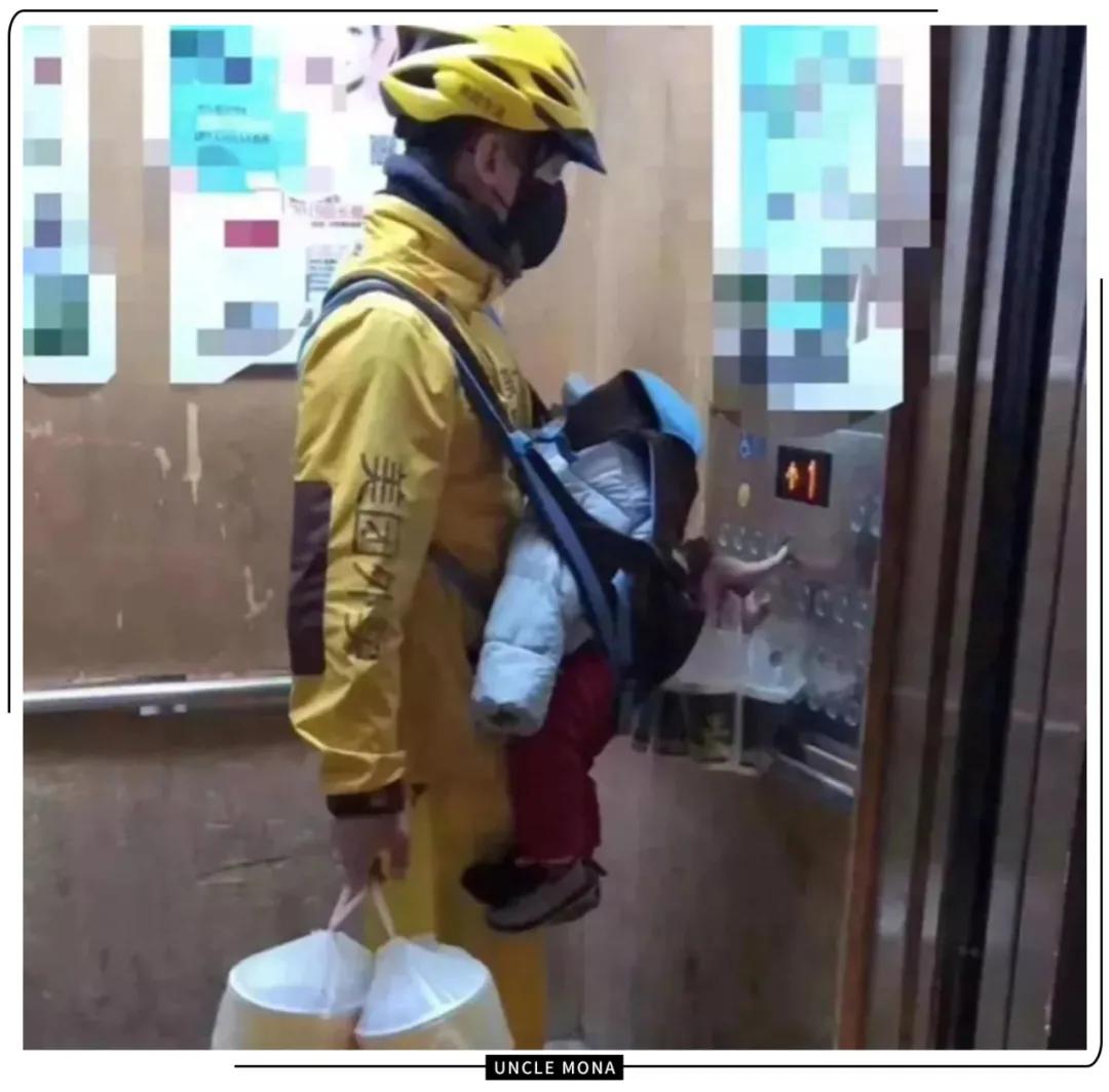 背lv的妹子,背lv的小女生