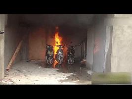 电动车充电常犯的五大错误,电动车充电的四大误区