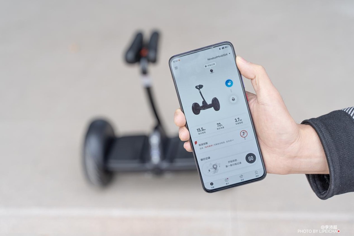 9号平衡车体验：不仅仅是年轻人的酷乐玩具