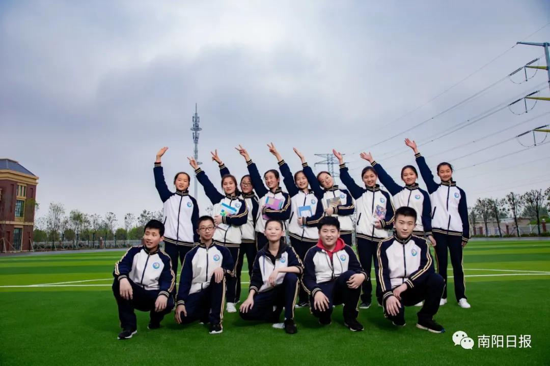 陪伴引领共同成长,南阳市第一完全学校全景校园