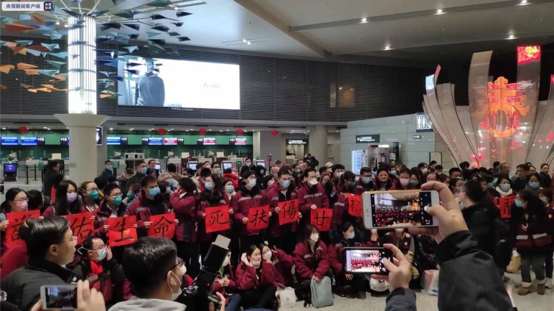 进出北京高速封路？谣言！全市35座地铁站进站要测体温