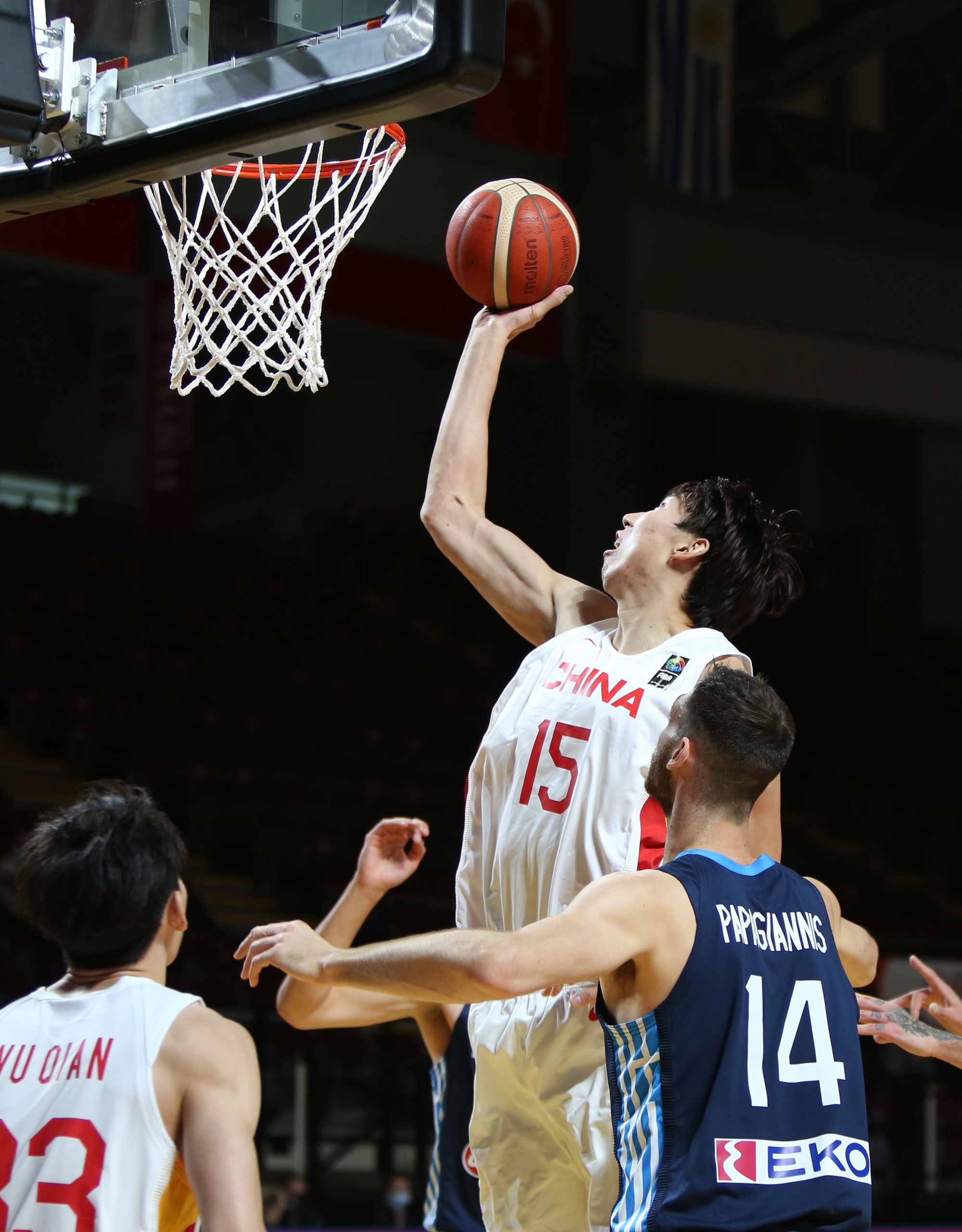 希腊一分惜败,战平澳大利亚后国足的形势怎样