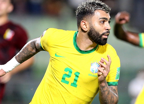 阿根廷巴西梅西世预赛热身点球,阿根廷巴西梅西落泪庆祝夺冠