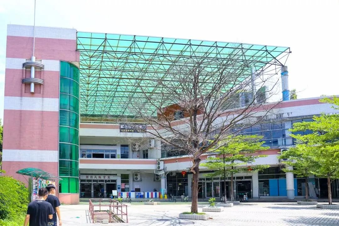 要想过得好哪里都别跑,要想生活过得去哪能不带点绿