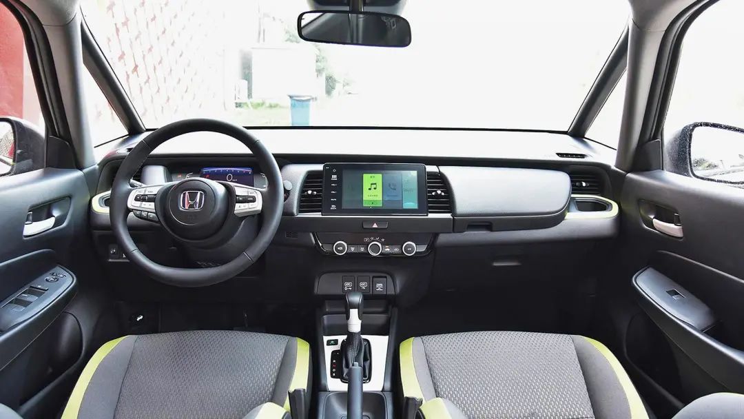 新飞度有魔术座椅吗,新飞度加导航