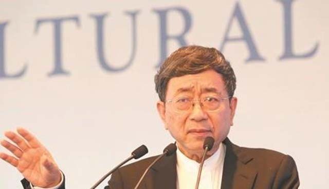 余秋雨抛弃糟糠是真的吗,余秋雨到底怎么样了