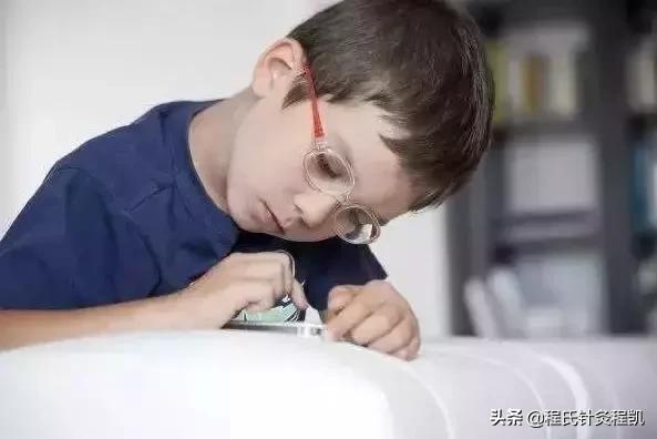 66爱眼日公益活动大讲堂,66爱眼日近视防控线上讲座