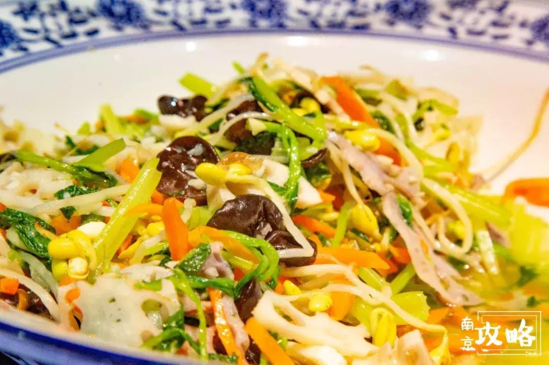 慧园里,南京城中,时光交错的角落