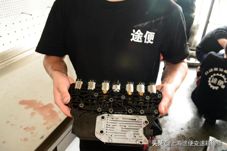 科鲁兹低速换挡有顿挫感,科鲁兹降挡顿挫感特别大怎么解决