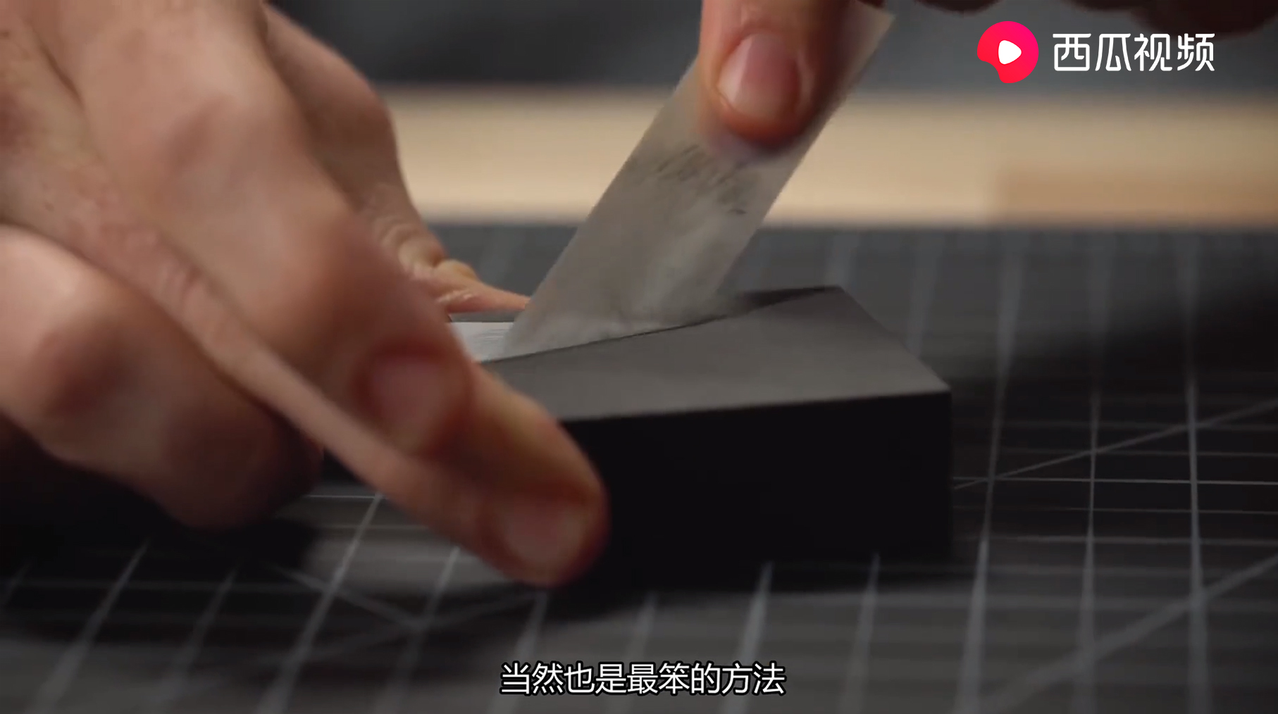 什么是碳基芯片材料,石墨烯与碳基芯片有联系吗