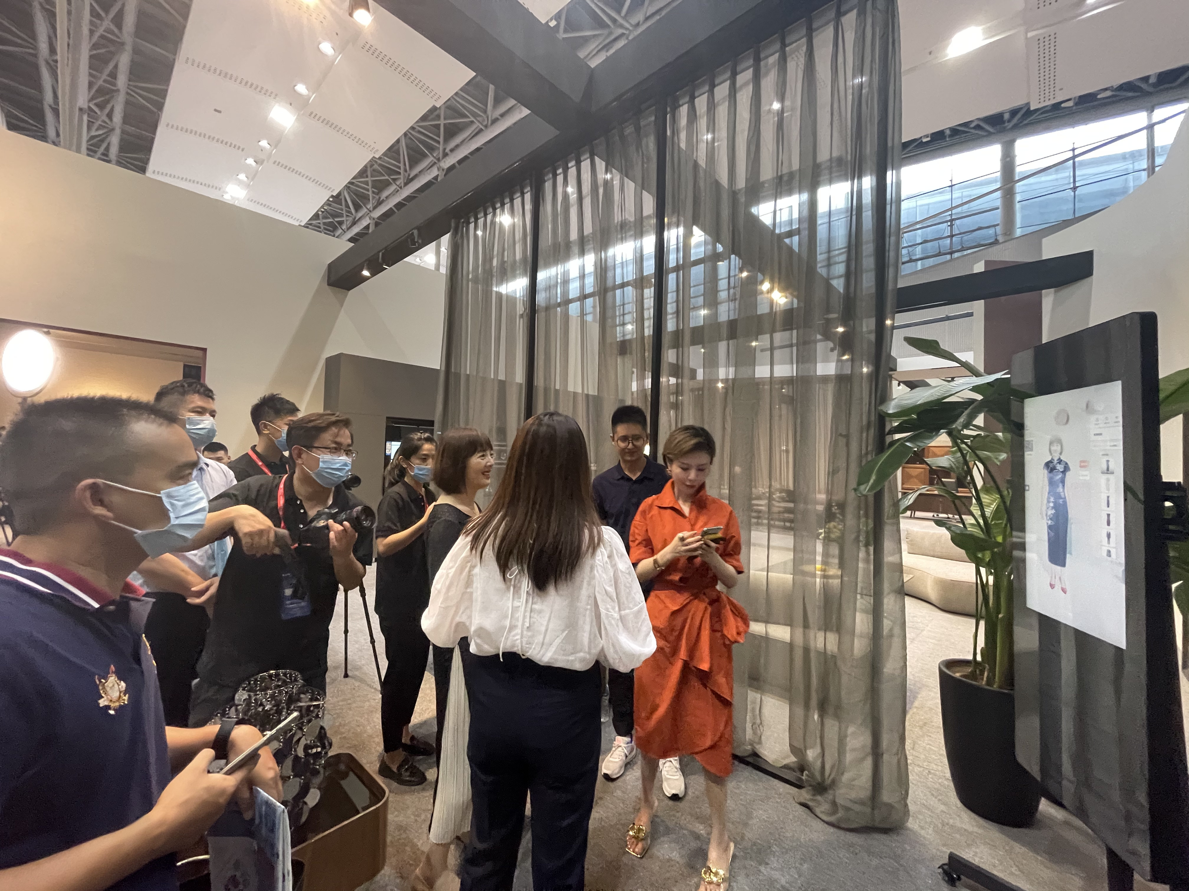 鏅烘収鐢熸椿瑙ｉ攣,瑙ｉ攣瓒呭嚒浣撻獙