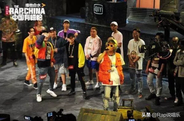 药水哥rapper中国新说唱现场,中国新说唱药水哥晋级视频