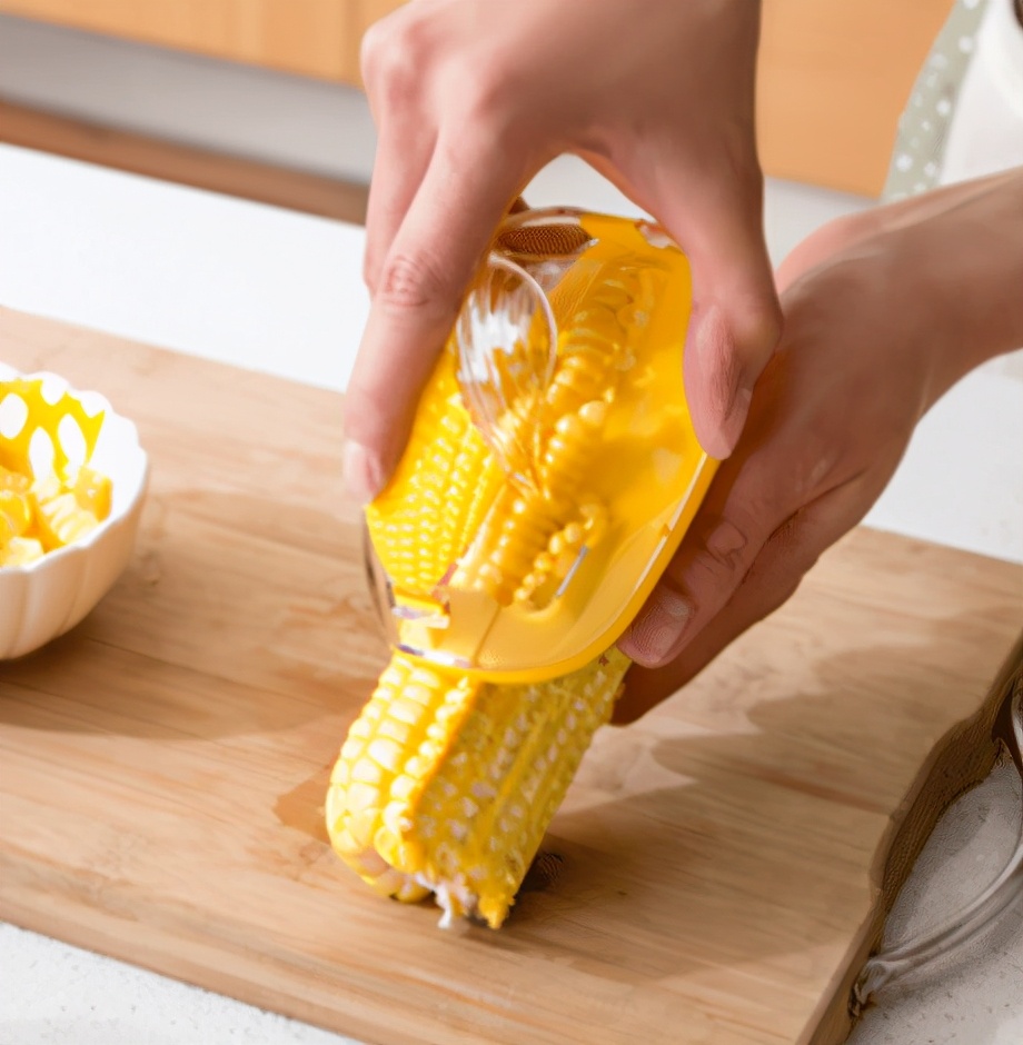 一斤玉米带皮能剥多少玉米粒,水果玉米怎么剥成玉米粒