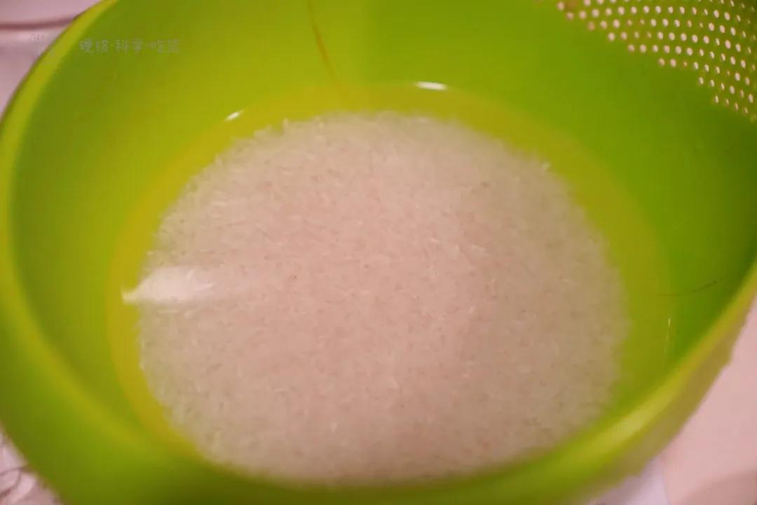 煲仔饭做的不成功是因为油不够吗,煲仔饭失败的做法