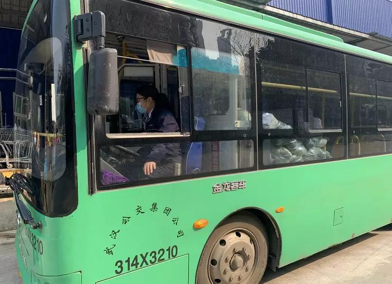 @武汉人从下单到收货，团购的物资套餐原来是这样送到你手上的