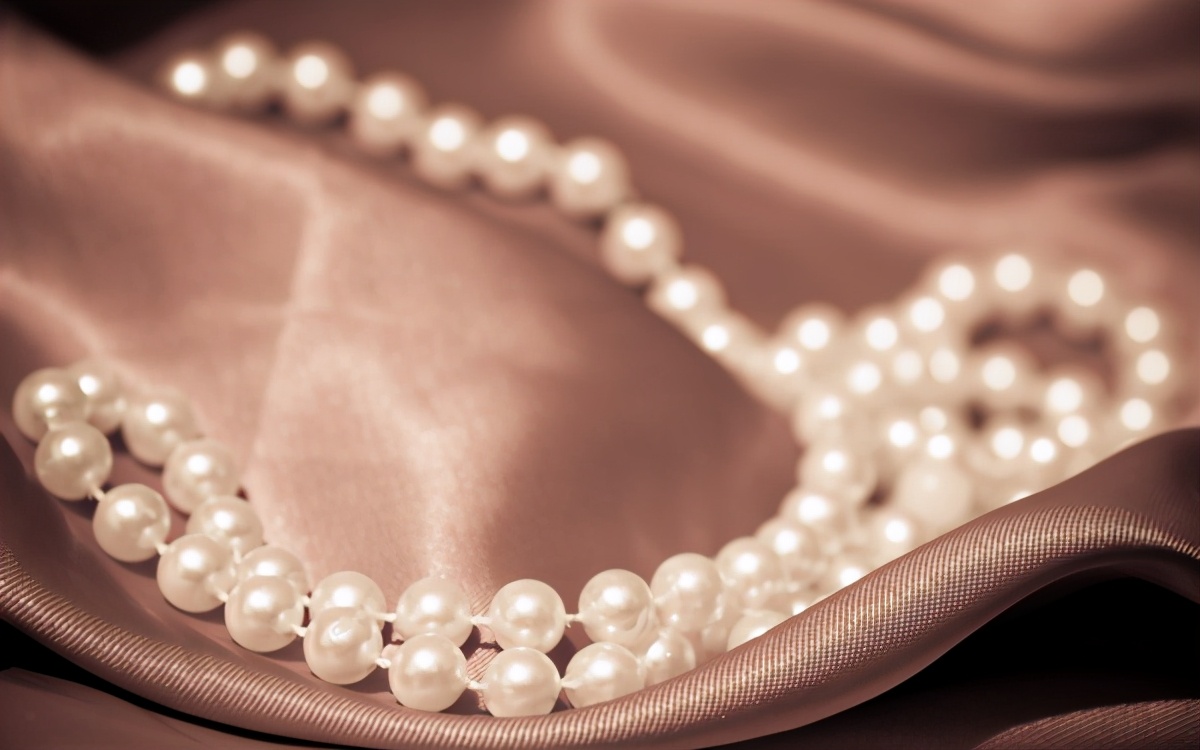 玉石珠宝有哪些,珠宝玉石和金银首饰有啥区别